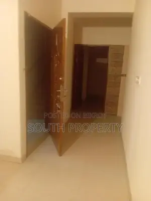 Ready used 1550 sft flat sale at Khilgaon Reazbagh