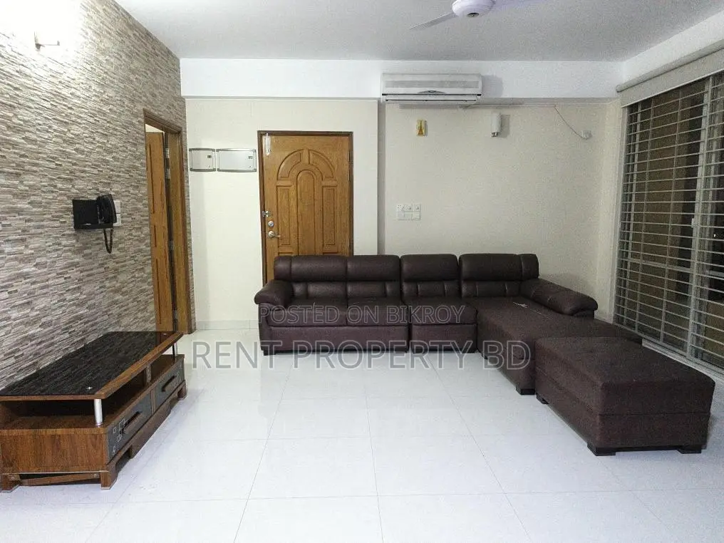 Lake View Duplex Fully Furnished Apartment Rent Gulshan-2