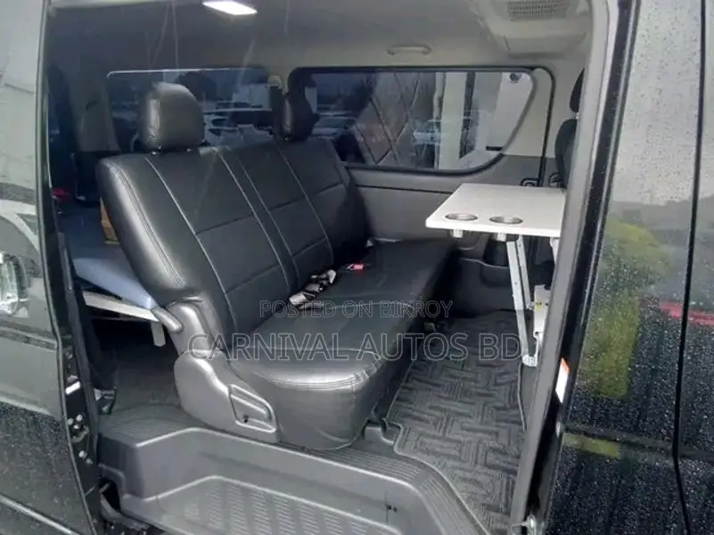 Toyota Hiace SUPER GL DARK PRIME 2021