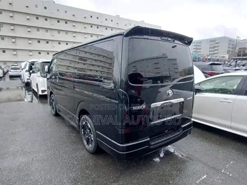 Toyota Hiace SUPER GL DARK PRIME 2021