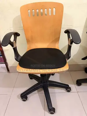 Regal Brand Used Chair in Fresh Condition