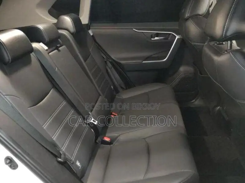 Toyota RAV4 G-Z Non Hybrid Pearl 2021