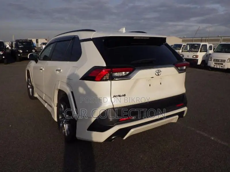 Toyota RAV4 G-Z Non Hybrid Pearl 2021