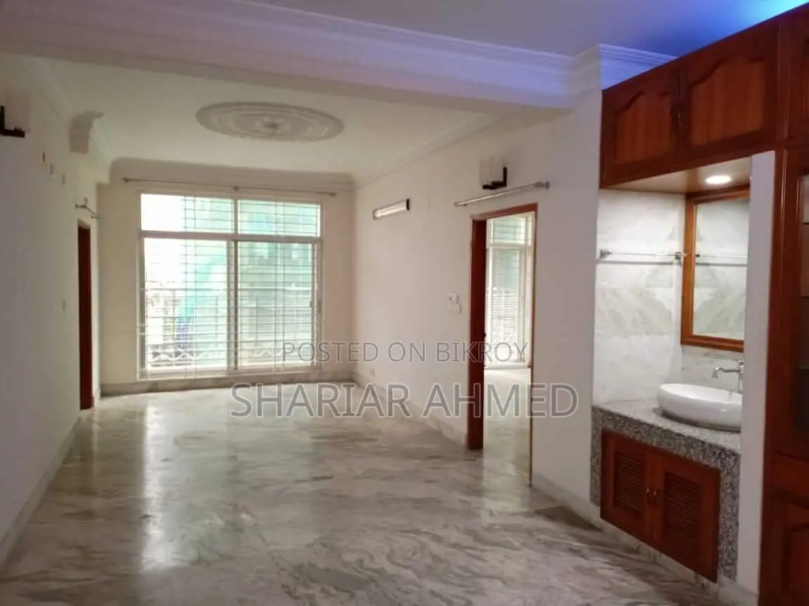 Unfurnished Apartment Available For Rent In Gulshan