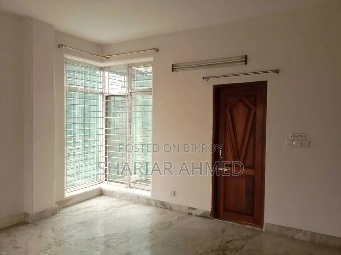 Unfurnished Apartment Available For Rent In Gulshan