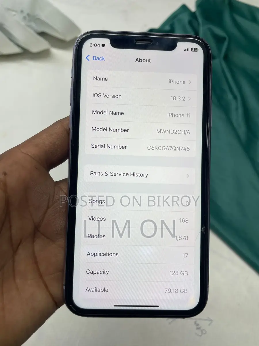 Apple iPhone 11 . (Used)