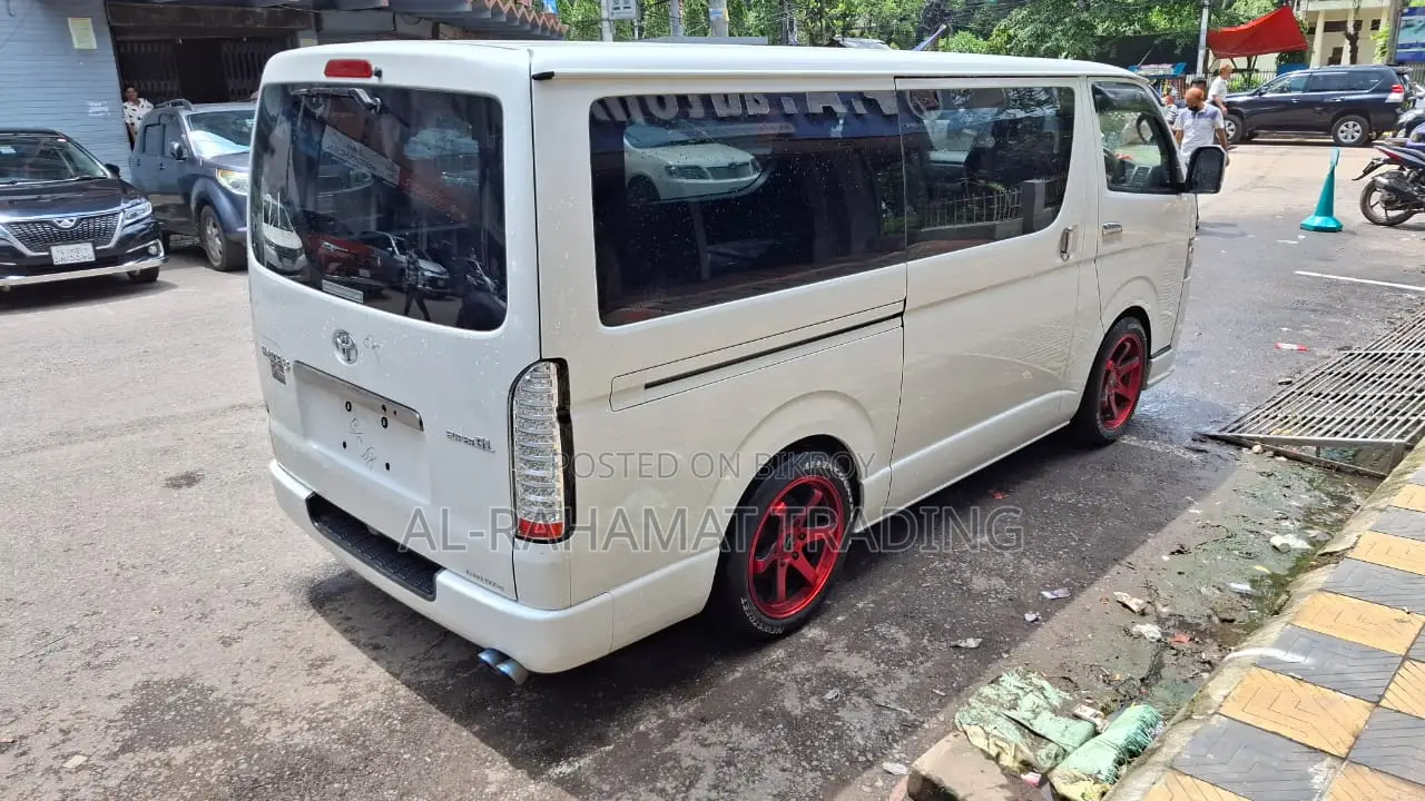 Toyota Hiace SGL DPS2 MODELLISTA 2021