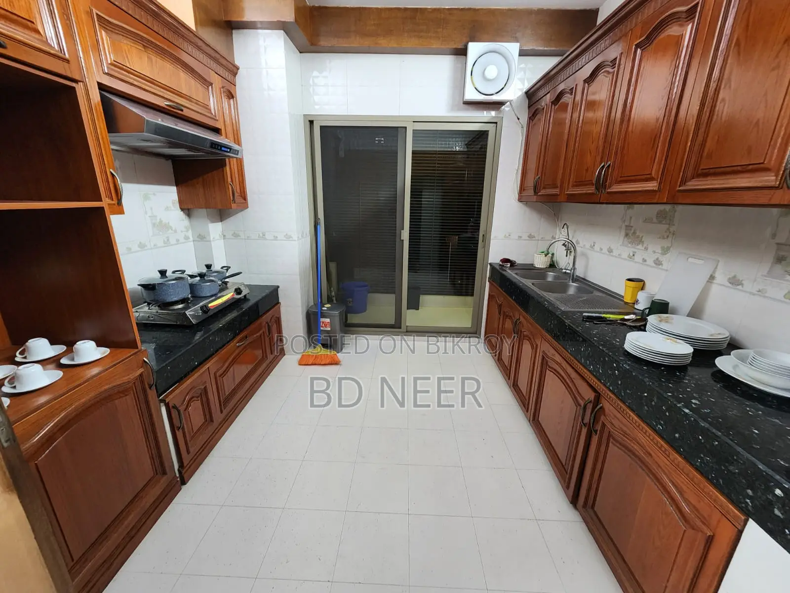 Fully Furnished 3 Bedroom 3rd Floor Flat Rent in Gulshan-1