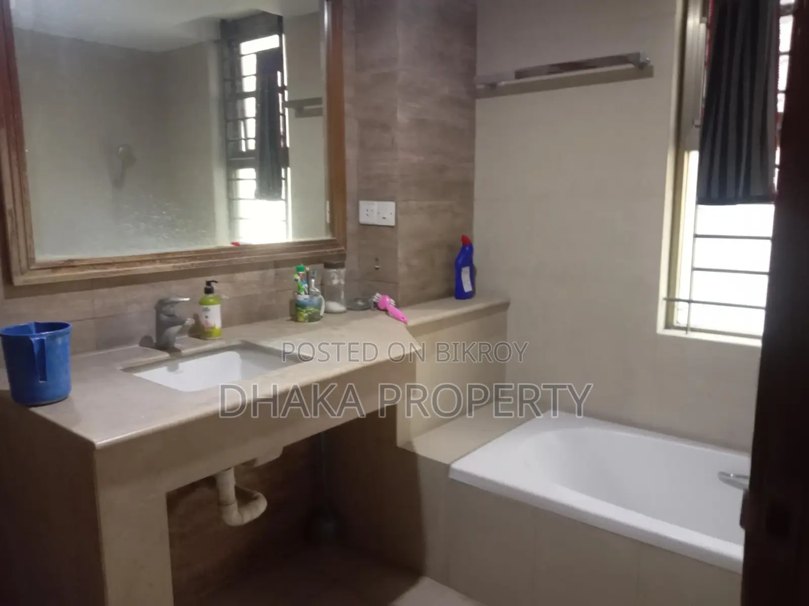 বনানীতে এক্সক্লুসিভ ফুল-ফার্নিশড অ্যাপার্টমেন্ট ভাড়া