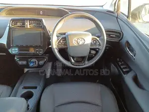 Toyota Prius S SAFETY PLUS 2021