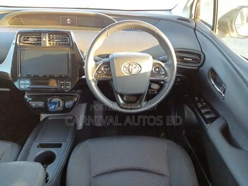 Toyota Prius S SAFETY PLUS 2021