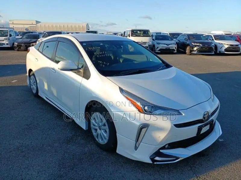 Toyota Prius S SAFETY PLUS 2021