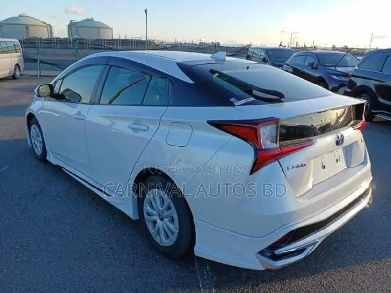 Toyota Prius S SAFETY PLUS 2021
