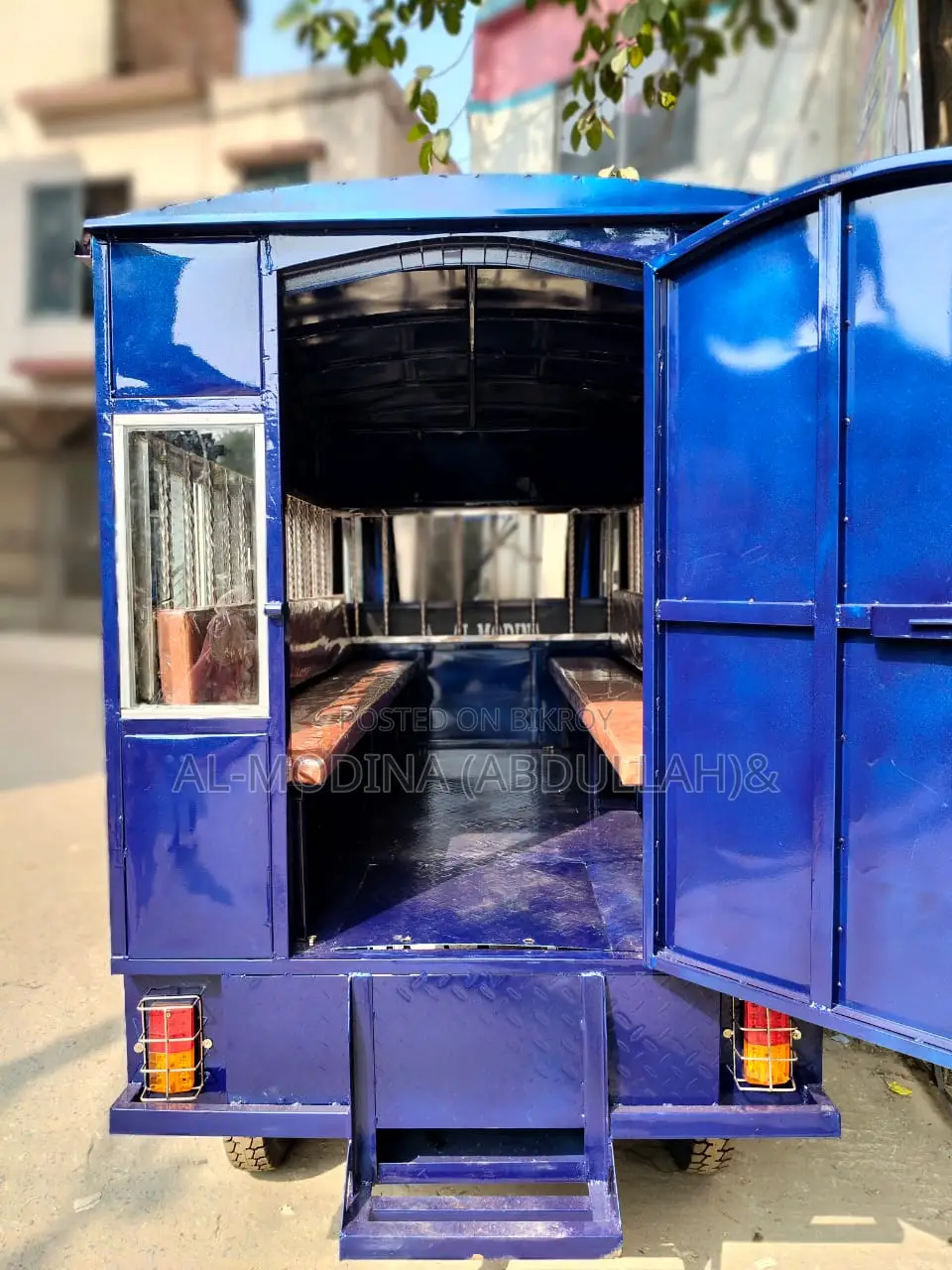 মডেল:1304_ স্কুল ভ্যান _ডাটাই মটর