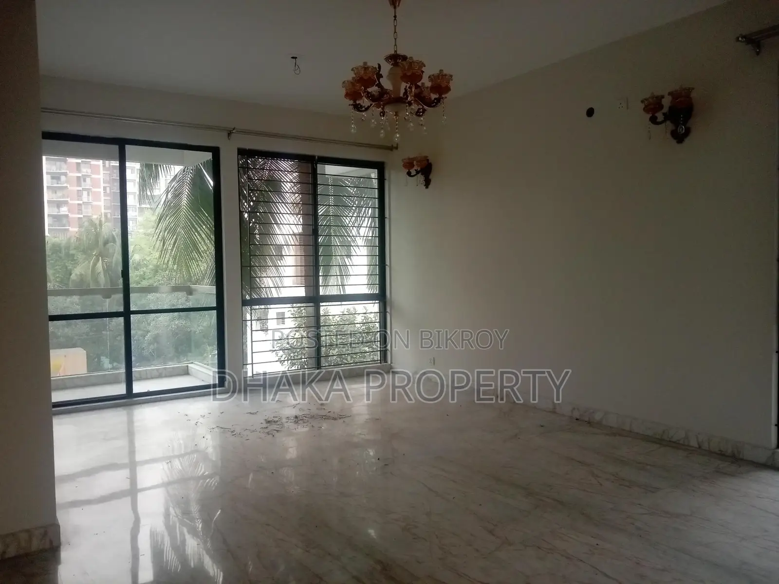Un-Furnished 2520-Sqft Nice Flat Rent in Gulshan