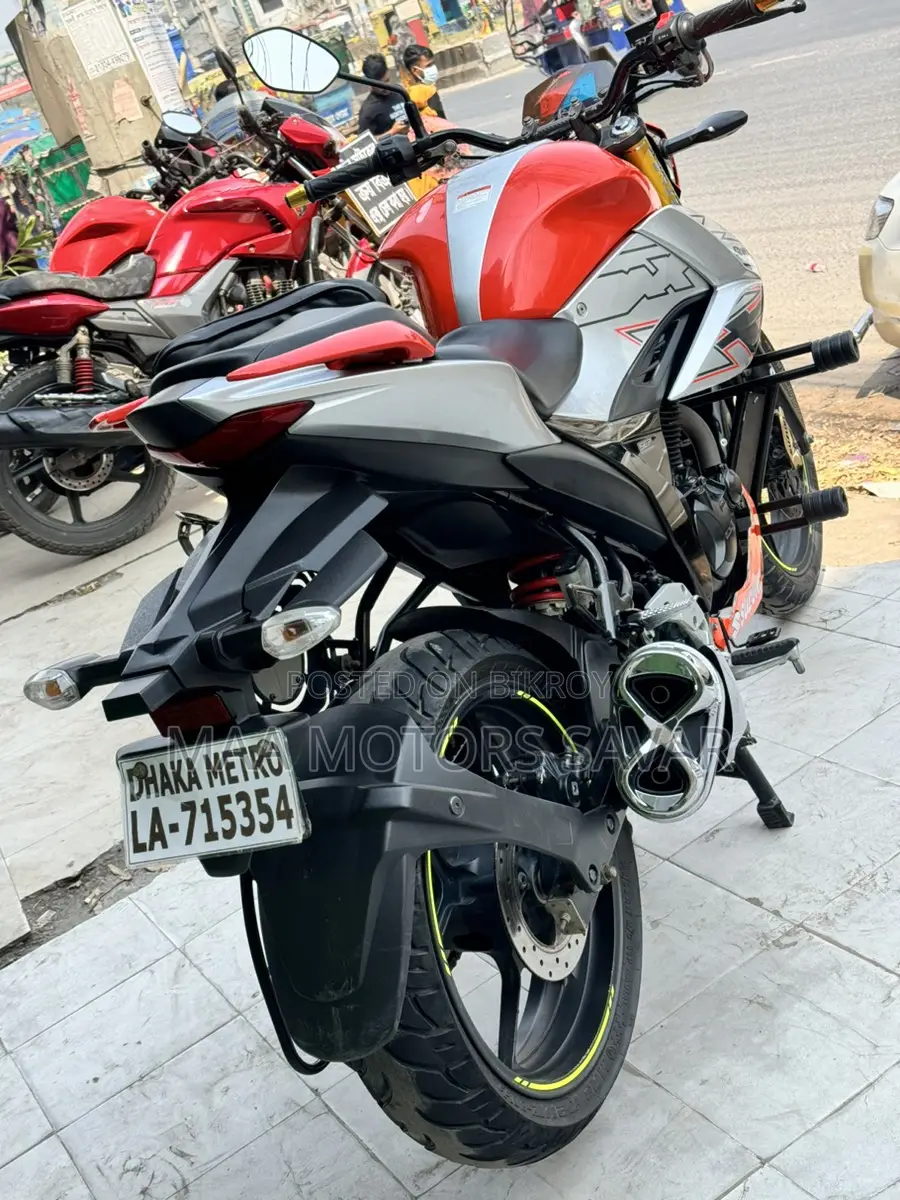 Suzuki Gixxer FI Disc in Fresh Condition 2024