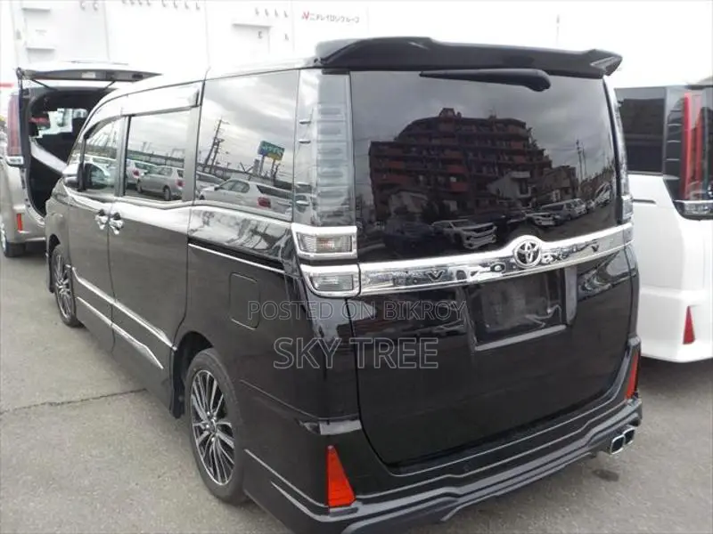 Toyota Voxy ZS Package 2020
