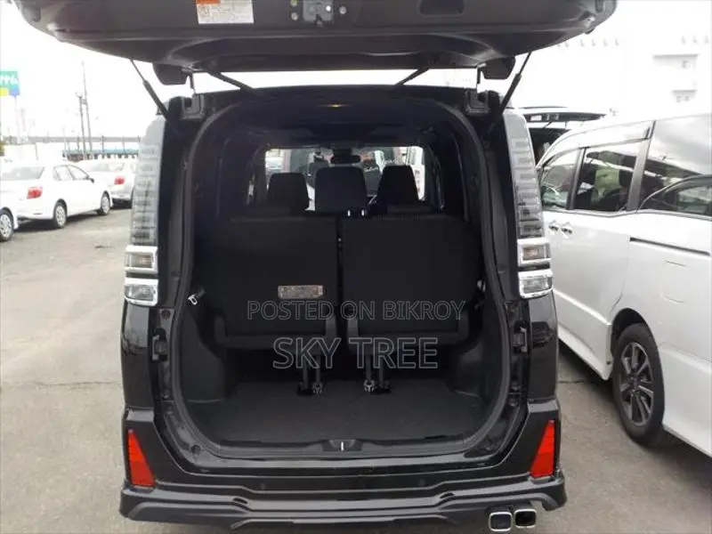 Toyota Voxy ZS Package 2020