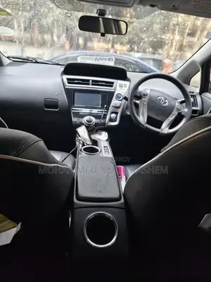 Toyota Prius Alpha 07 Seater 2015