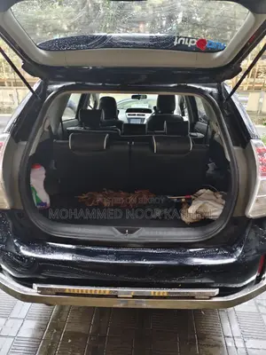 Toyota Prius Alpha 07 Seater 2015