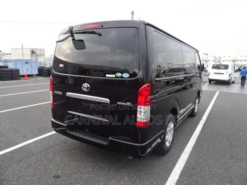Toyota Hiace SUPAR GL BLACK 2020