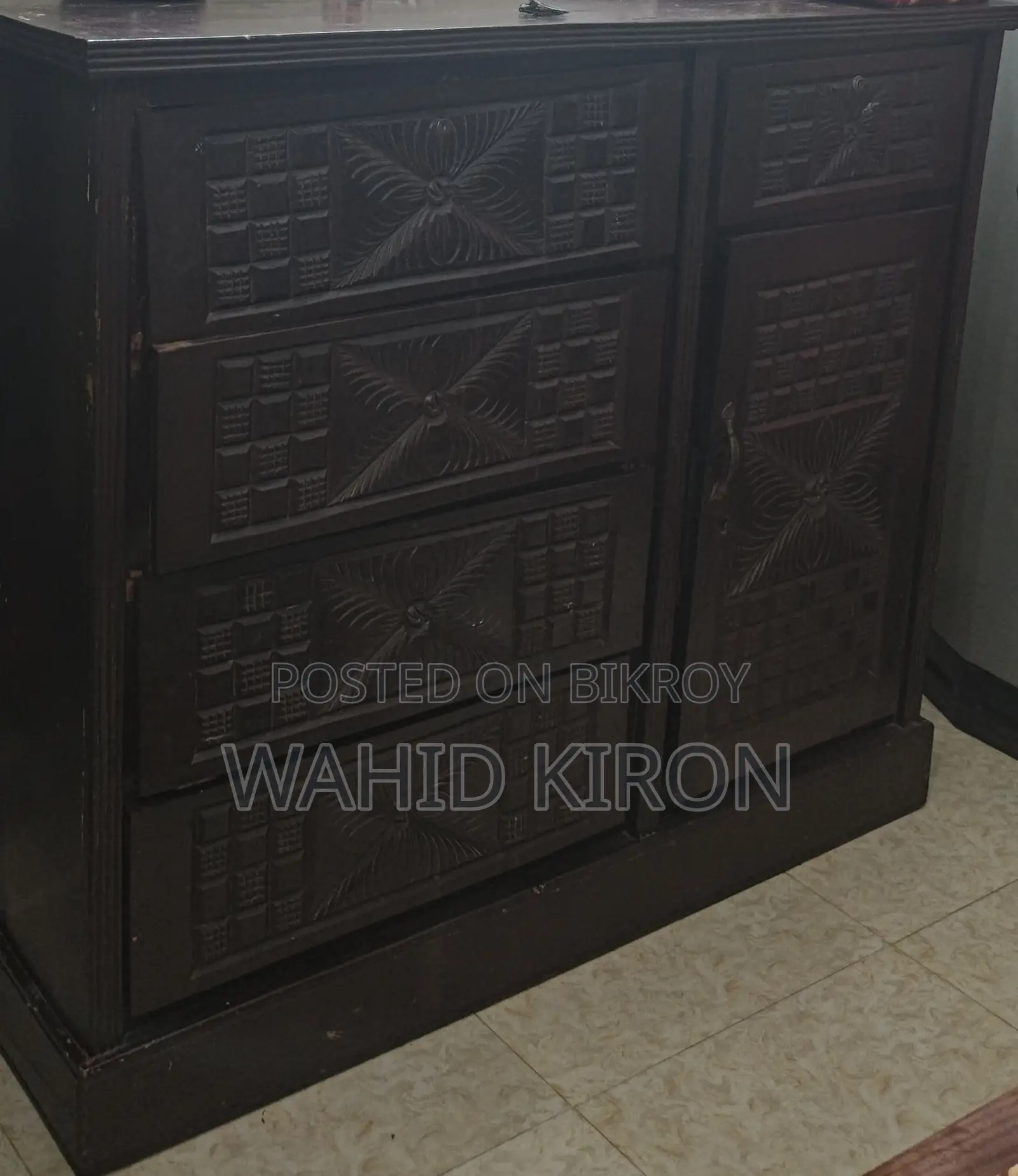 Gamari Wood Wardrobe