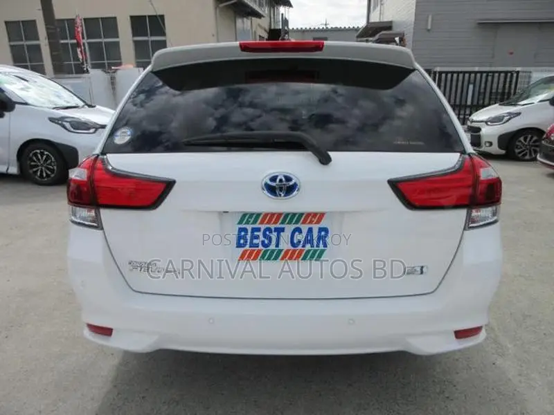 Toyota Fielder EX HYBRID WHITE 2021