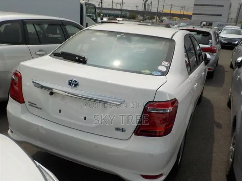 Toyota Axio EX Package 2020