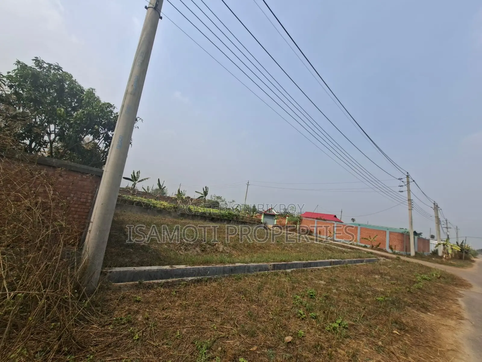 75/30 Corner 5 katha sector 25
