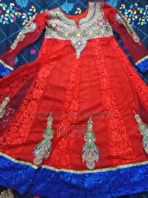 Women's Gown Dress (Lightly used, durable, high-quality)
