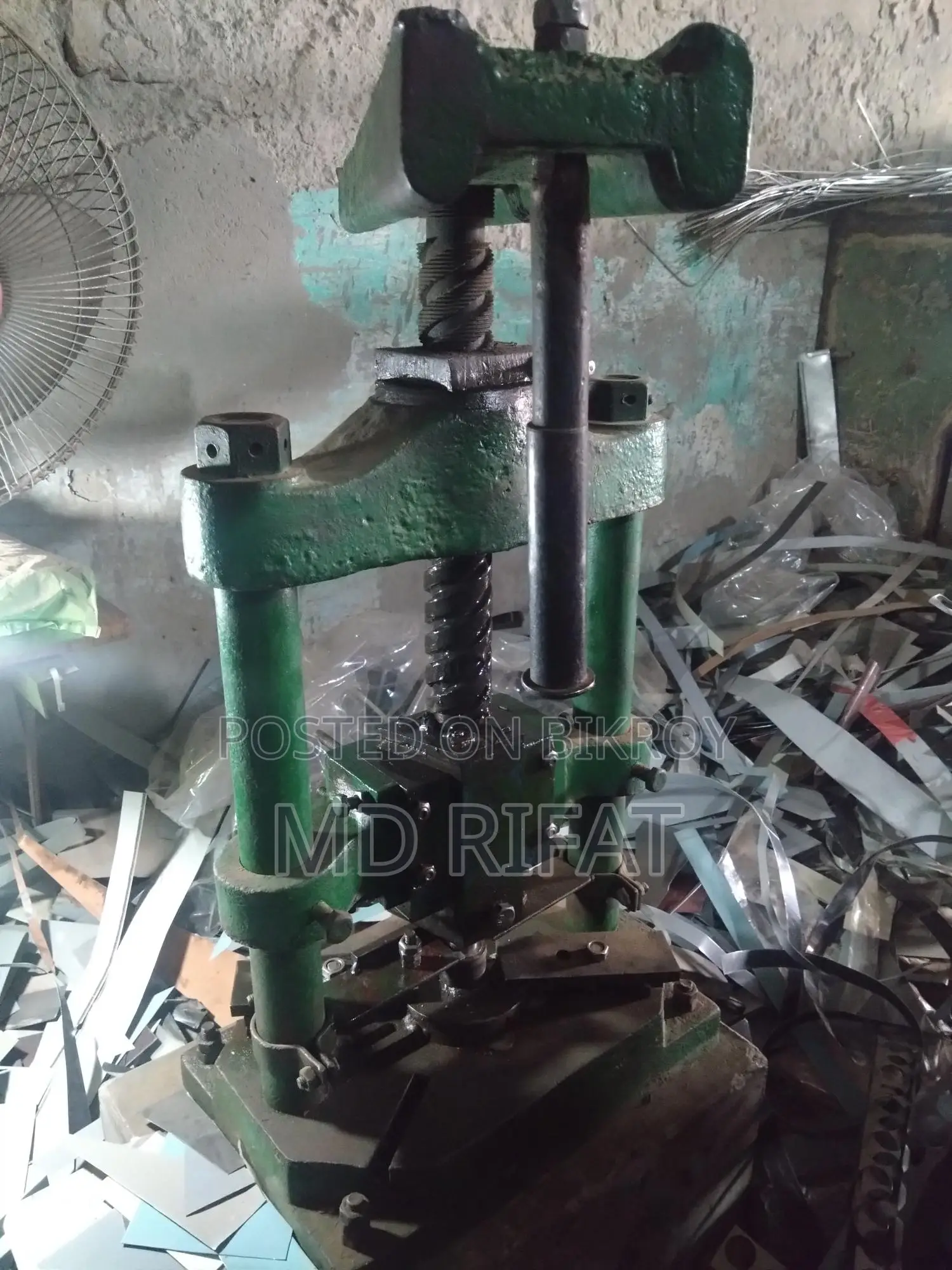 Ball Press Machine
