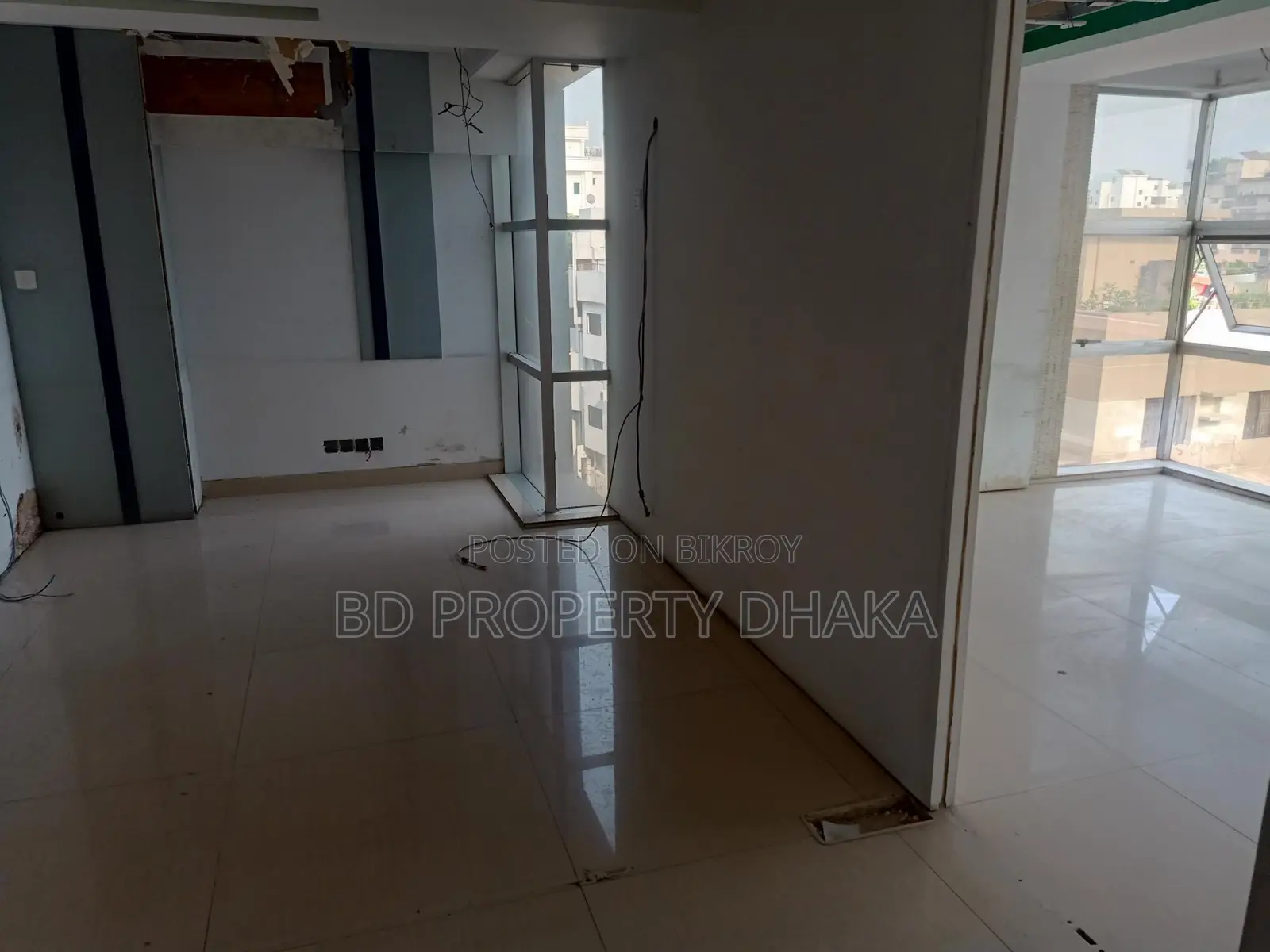 2750 Sqft Nice Open Office Space Rent in Banani