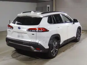 Toyota Corolla Cross Z Pearl Full Option 2021
