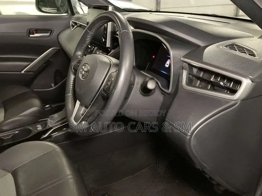 Toyota Corolla Cross Z Pearl Full Option 2021
