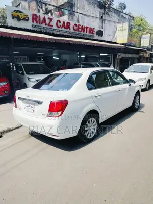 Toyota Axio 2014