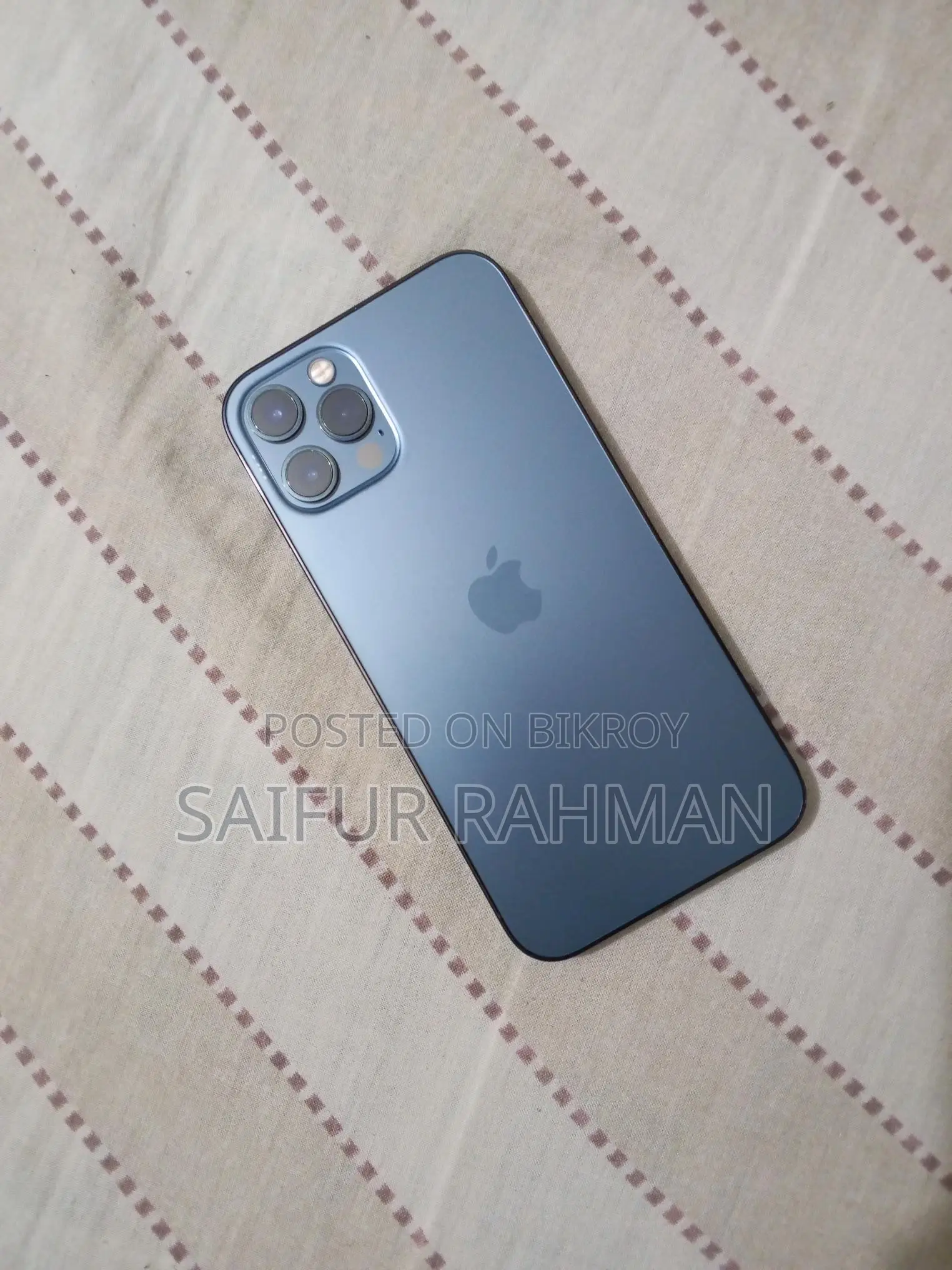 Apple iPhone 12 Pro . (Used)