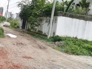 Sector=9, 3 Katha Lake Facing Plot Sale