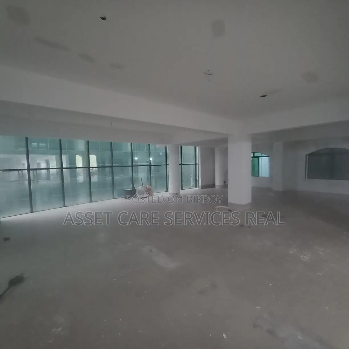 Ground floor 5300 square feet @ for rent