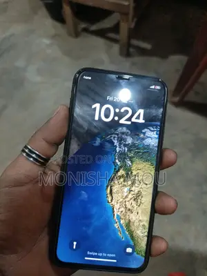 Apple iPhone X . (Used)