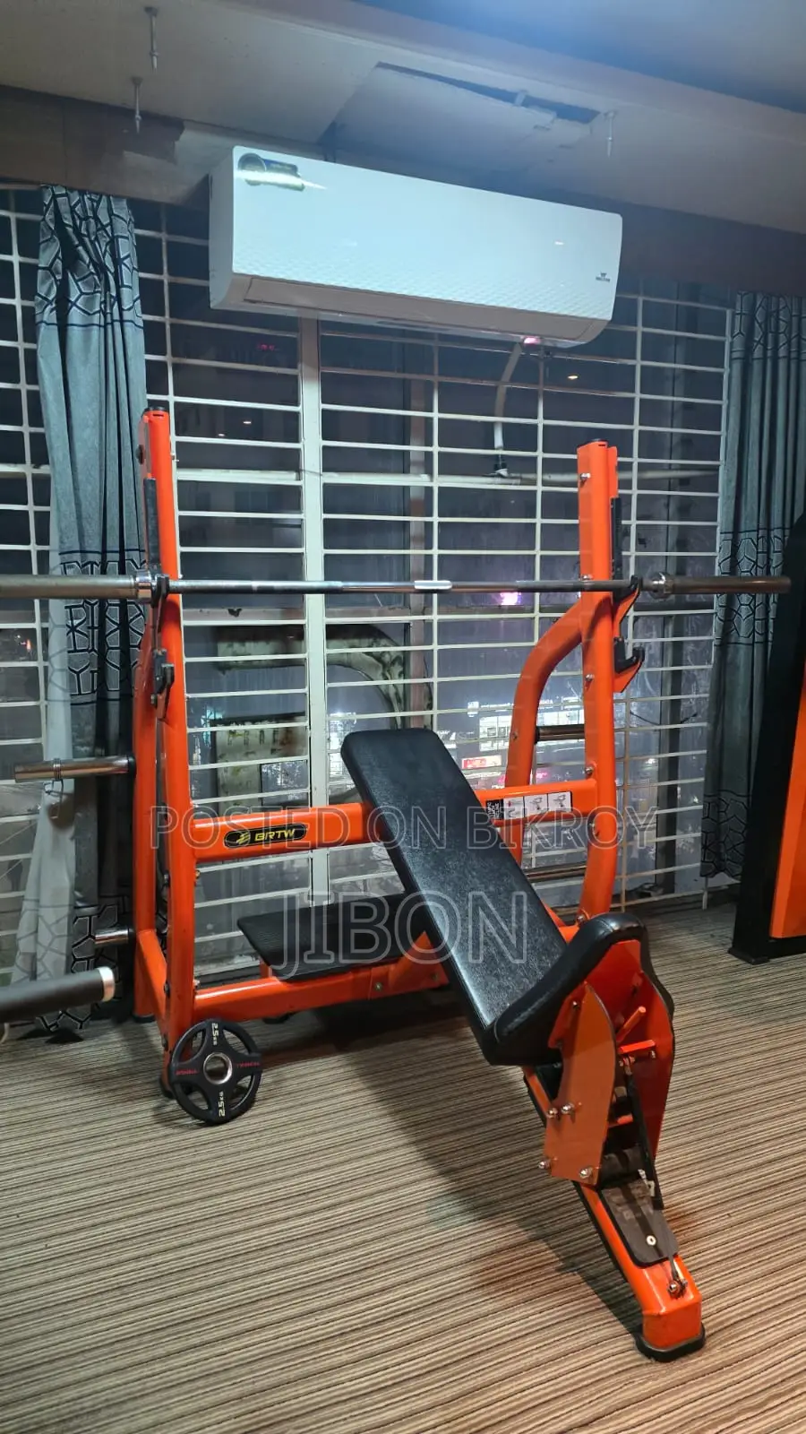 বেঞ্চ প্রেস(bench Press)