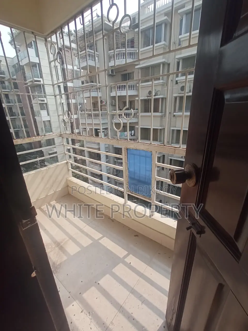 Duplex Apartment Sale in Bashundhora