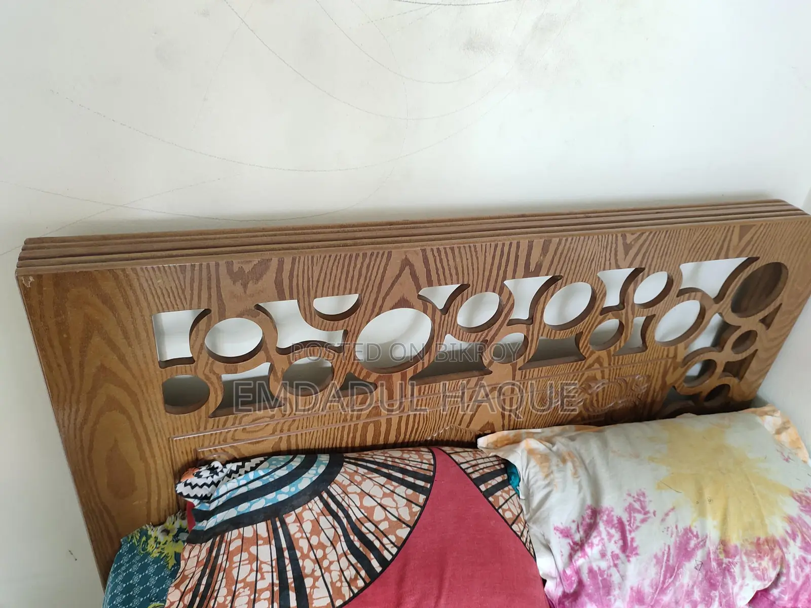 খাট বিক্রি। সিঙ্গেল বিক্রি হবে। ৪ বাই ৭