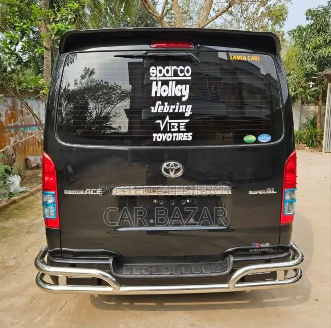 টয়োটা হাইএস জিএল হাফ সিলিং ২০১৯