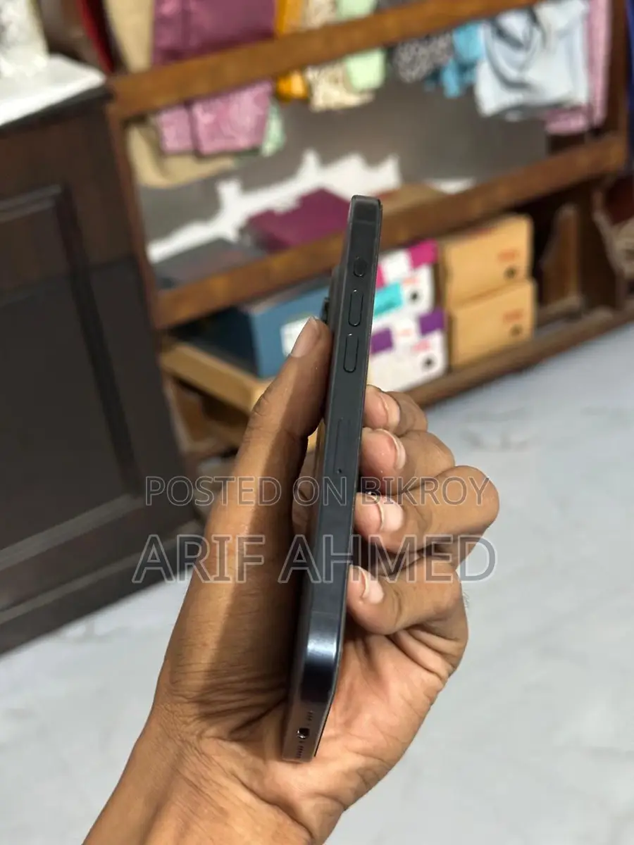 Apple iPhone 15 Pro Full Fresh (Brand New)
