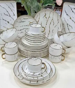 72-Piece Dinner Set 🌼