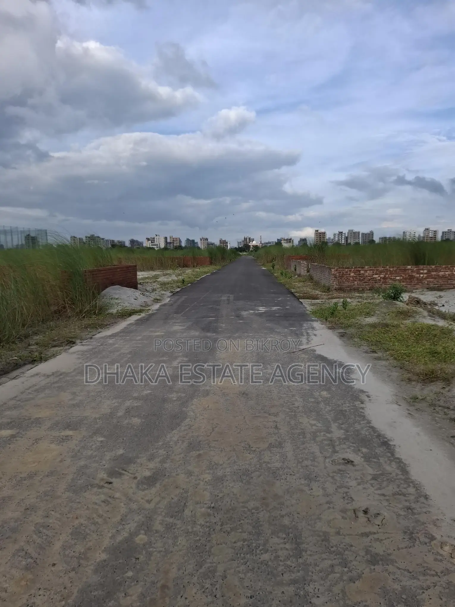 South Face Block-K, 5 Katha Plot for Sale