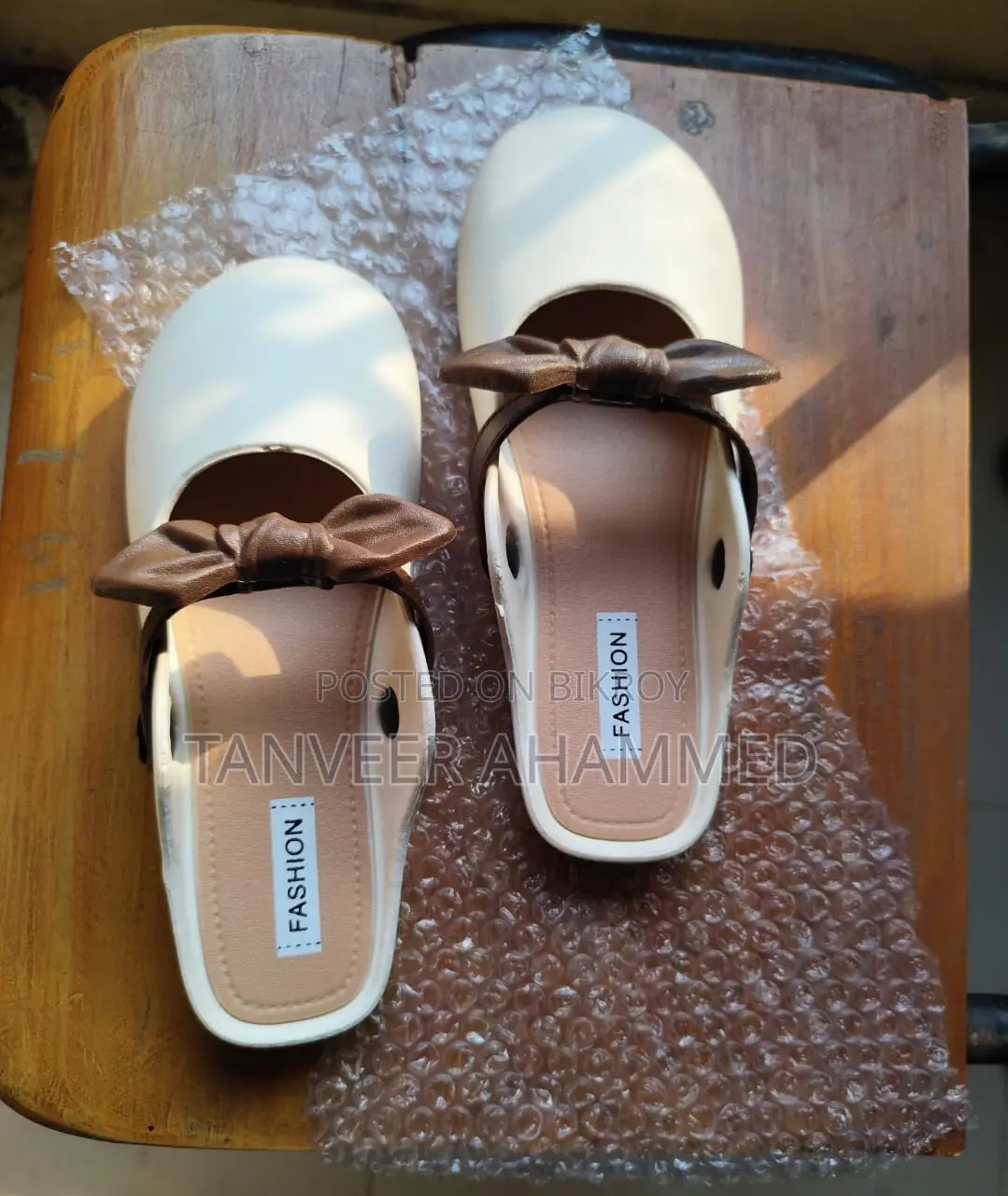 Parisian Chic: Square French Toe Ballerina Flats