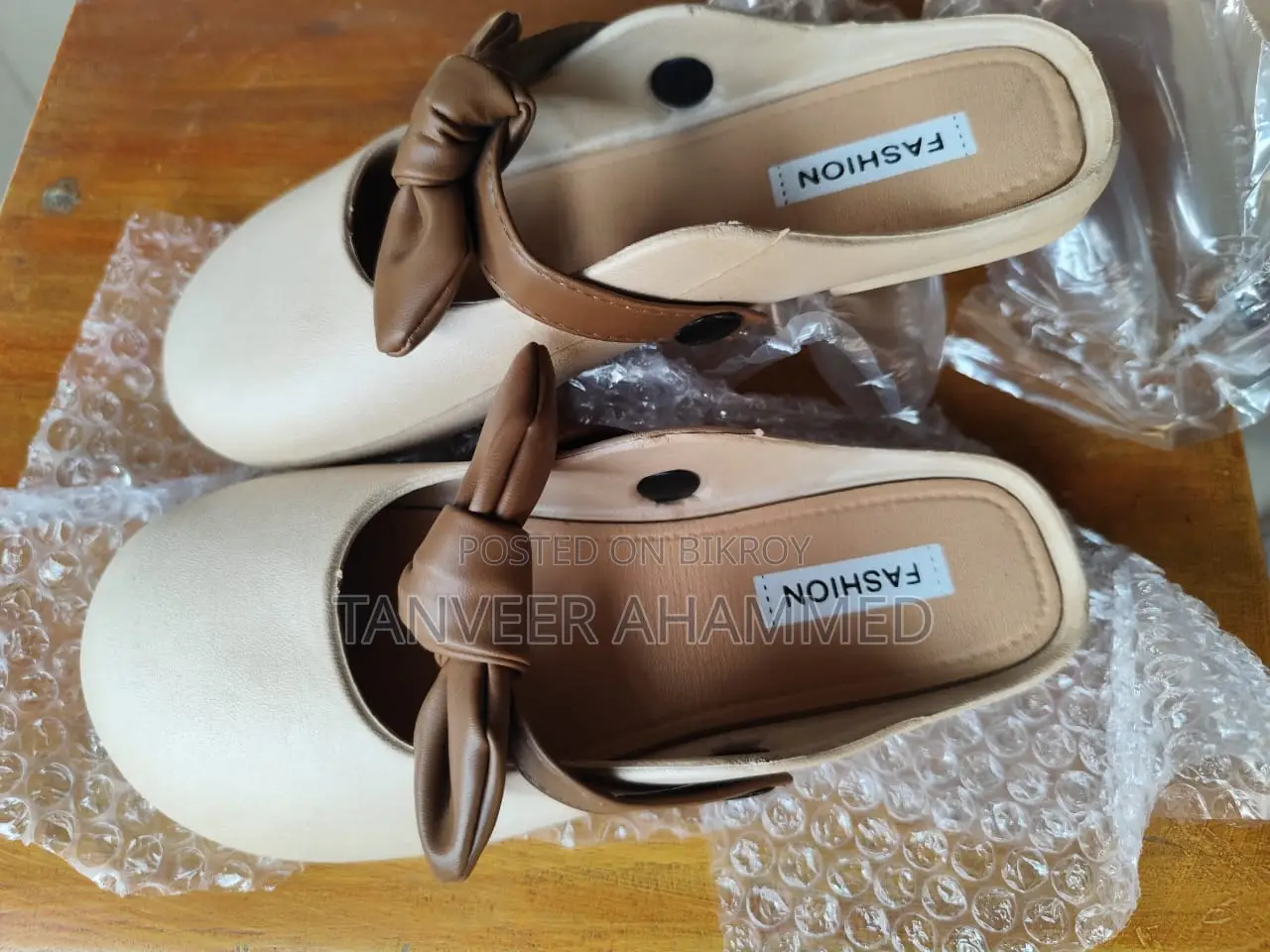 Parisian Chic: Square French Toe Ballerina Flats