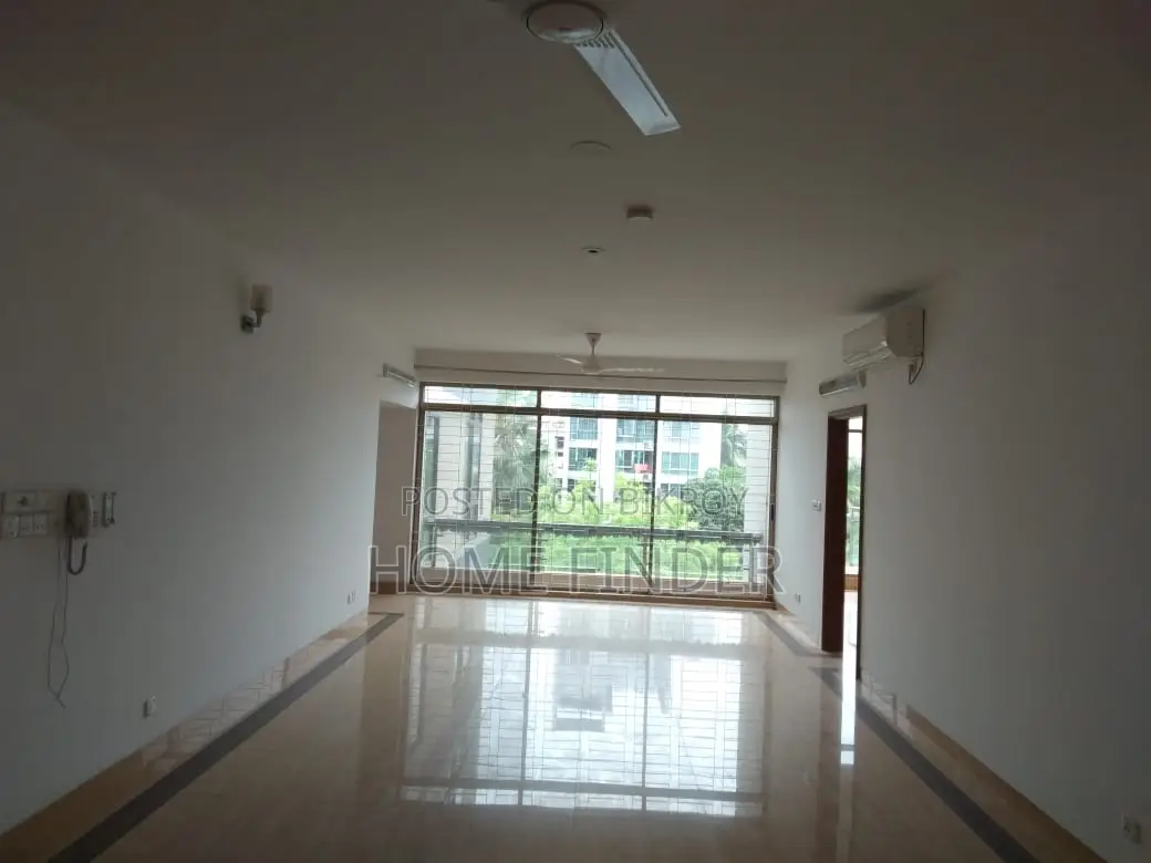 গুলশান ২-এ সুইমিং পুল ও জিম সুবিধাসহ চমৎকার অ্যাপার্টমেন্ট ভাড়া