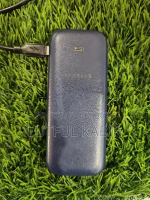 Samsung Guru Music 2 . (Used)